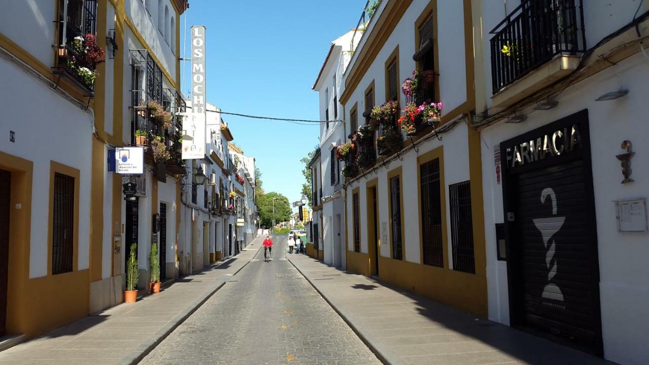 Patio De La Escalera - Agustín Moreno 46 Córdoba